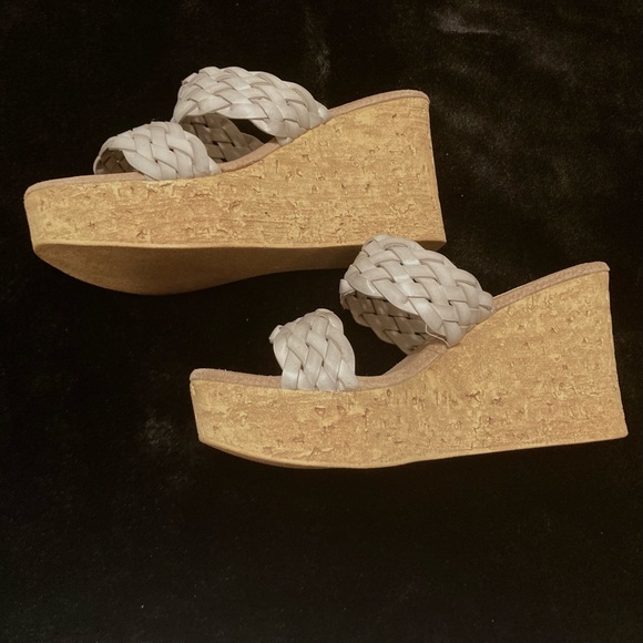 Sbicca Manaus Wedges Size 10 - Picture 3 of 11